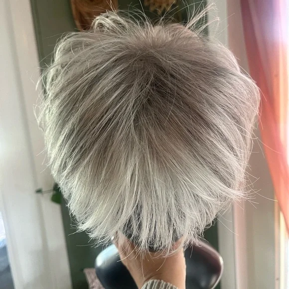 Tony of Beverly FIONA adjustable wig Minx - Picture 3 of 15